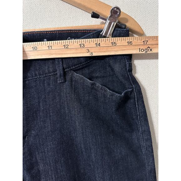 Eddie Bauer Curvy Fit Trouser Boot cut Dark Wash Womens Blue Jeans Sz 8T - Picture 5 of 16